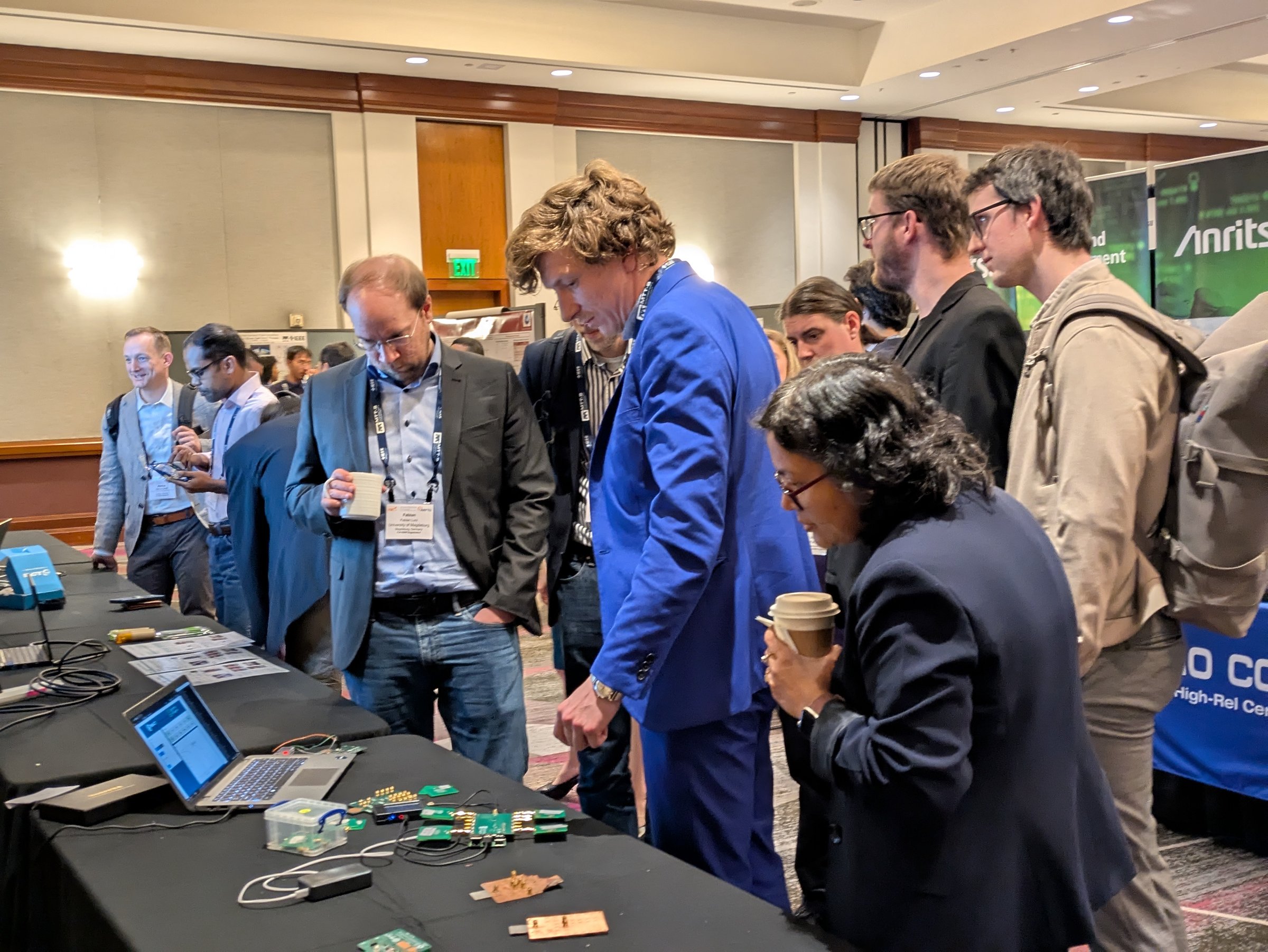 Wireless electronics demonstration